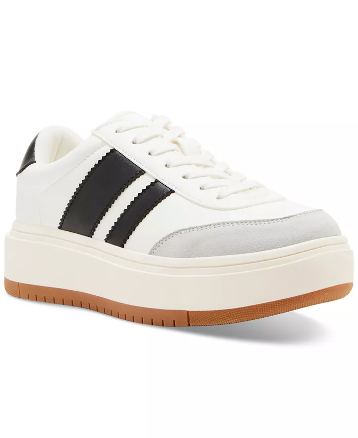 Sneakers & Athletic Shoes